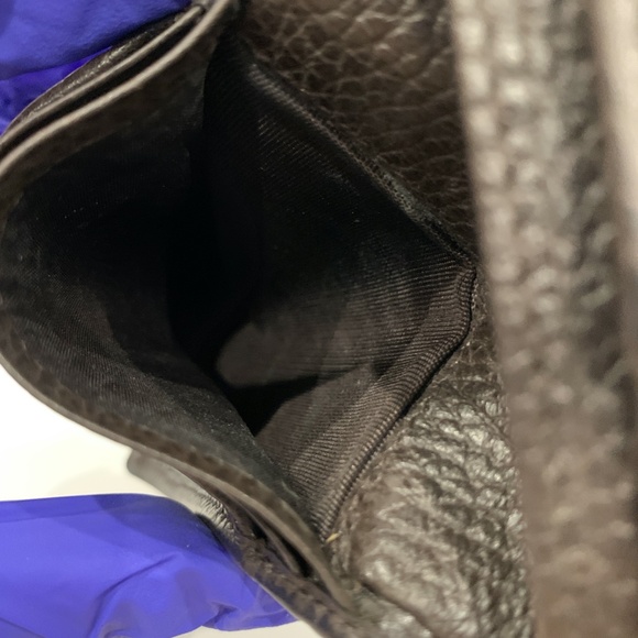 Gucci Brown GG Canvas Bifold Wallet Sku#85432 (Gently used, rubbing, stains) - Picture 12 of 15